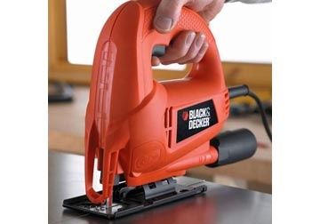 450W Máy cưa lọng Black and Decker KS600E