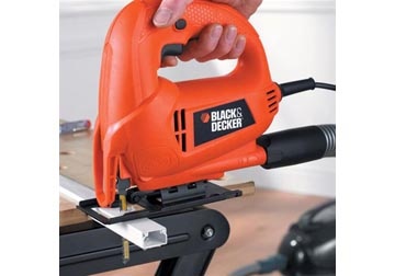 450W Máy cưa lọng Black and Decker KS600E