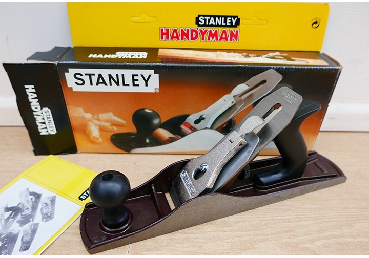 Bào gỗ cầm tay Stanley 1-12-205