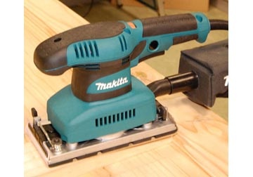 Máy chà nhám rung hình chữ nhật Makita BO3710